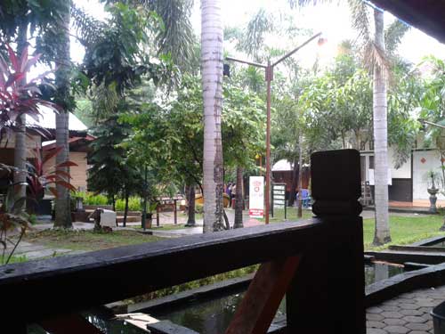 View Kampoeng Bamboe Lampung